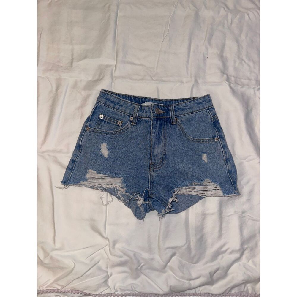 Adika Young KIDS size S (12 yrs) Jean shorts